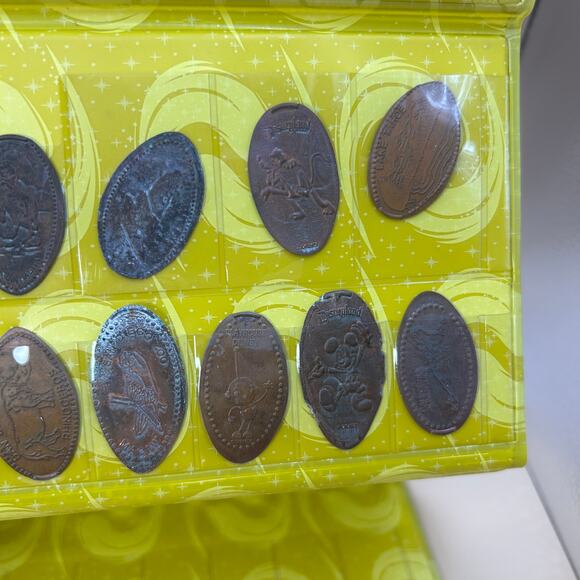 Disneyland Resort Pressed Coin Collection Book 13 Coins Disney Sea Life Park - Picture 4 of 10